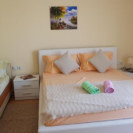Apartments Belmare Ulcinj Exterior photo