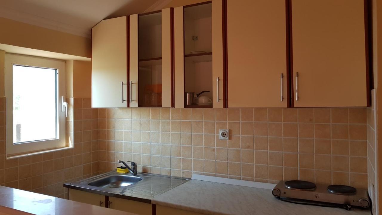 Apartments Belmare Ulcinj Exterior photo